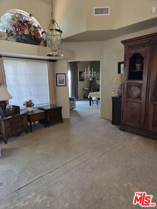 810 S Shanada Court