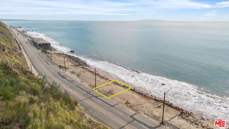 20604 Pacific Coast Highway