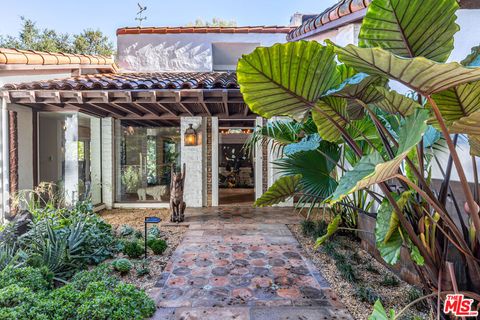 13166 Boca De Canon Lane Los Angeles CA 90049