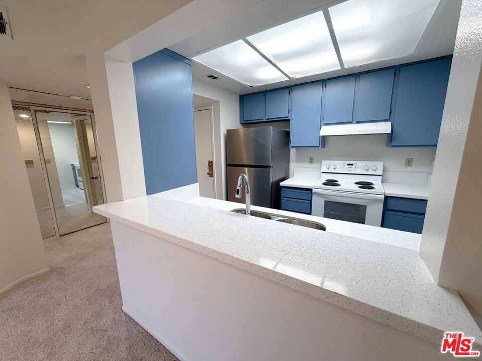 501 Palisades Drive 317
