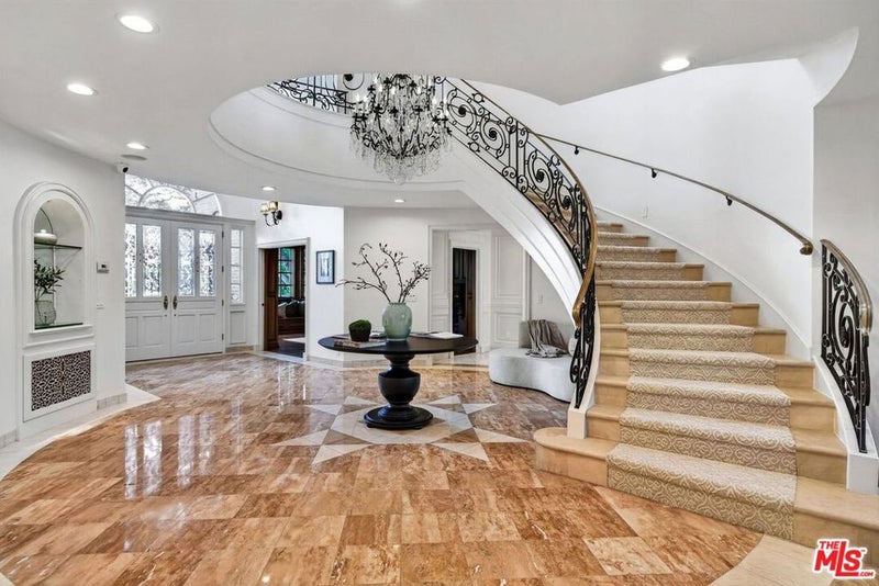 12053 Crest Court