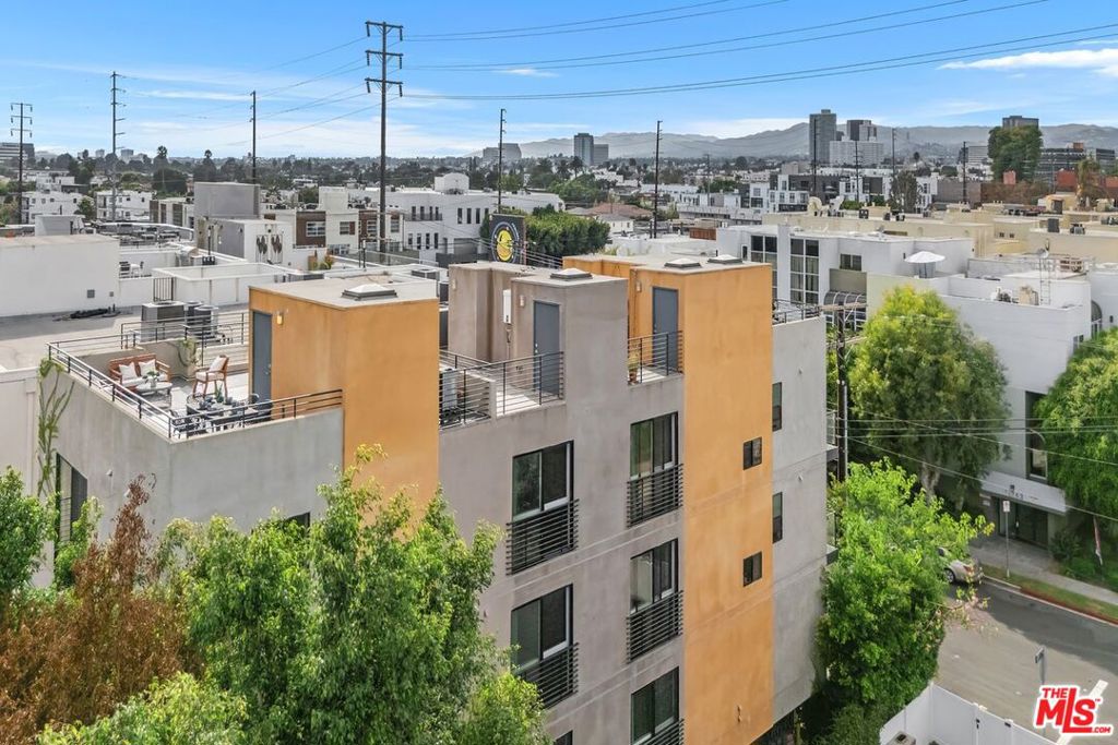 Properties 1 11254 Mississippi Avenue