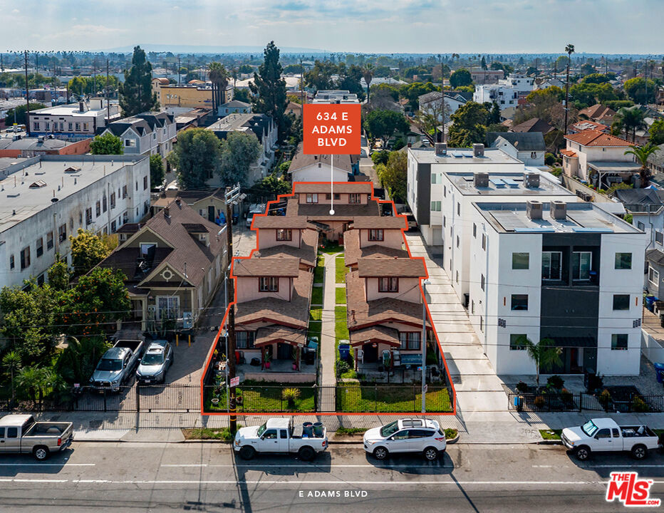 634 E Adams Boulevard