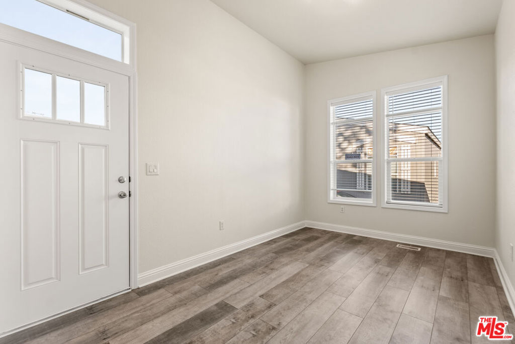 8250 Lankershim Boulevard 109