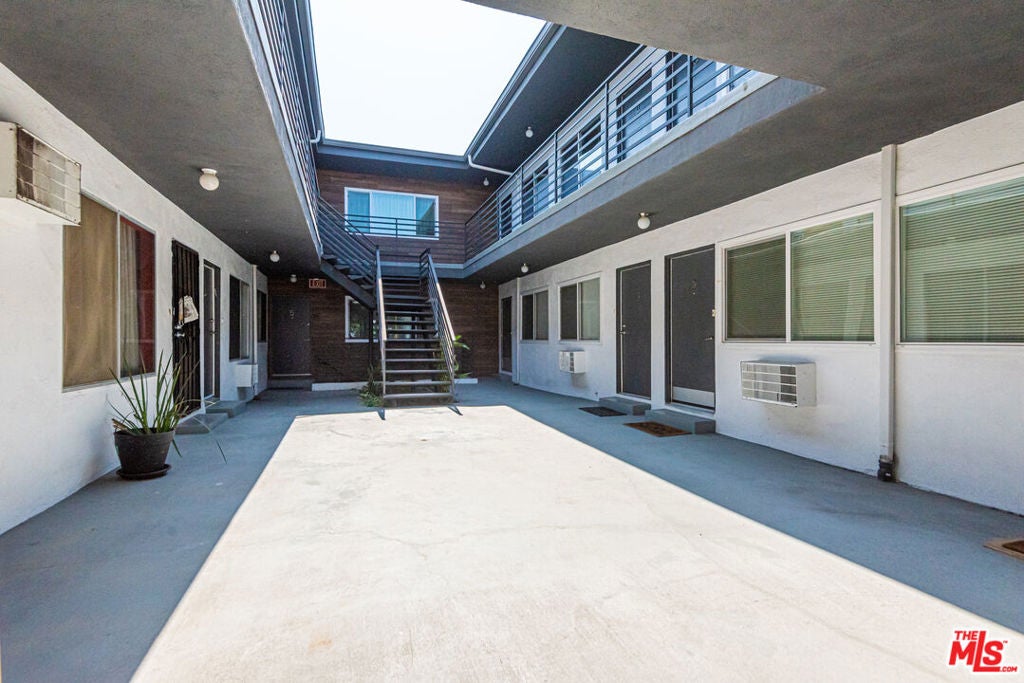 1534 S Shenandoah Street