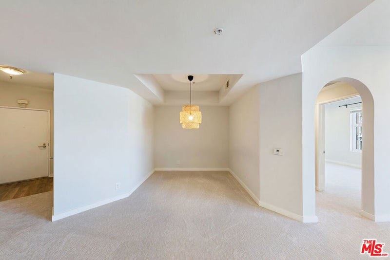 620 S Gramercy Place 320