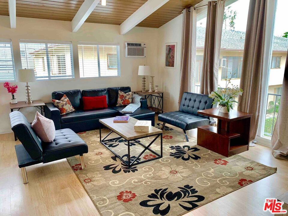 Properties 1 1152 1/2 N Ogden Drive