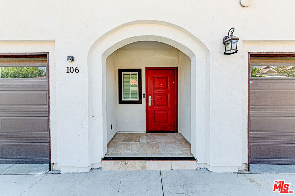 1755 Heywood Street 106