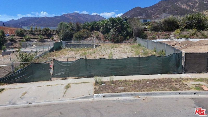 3615 Seahorn Drive