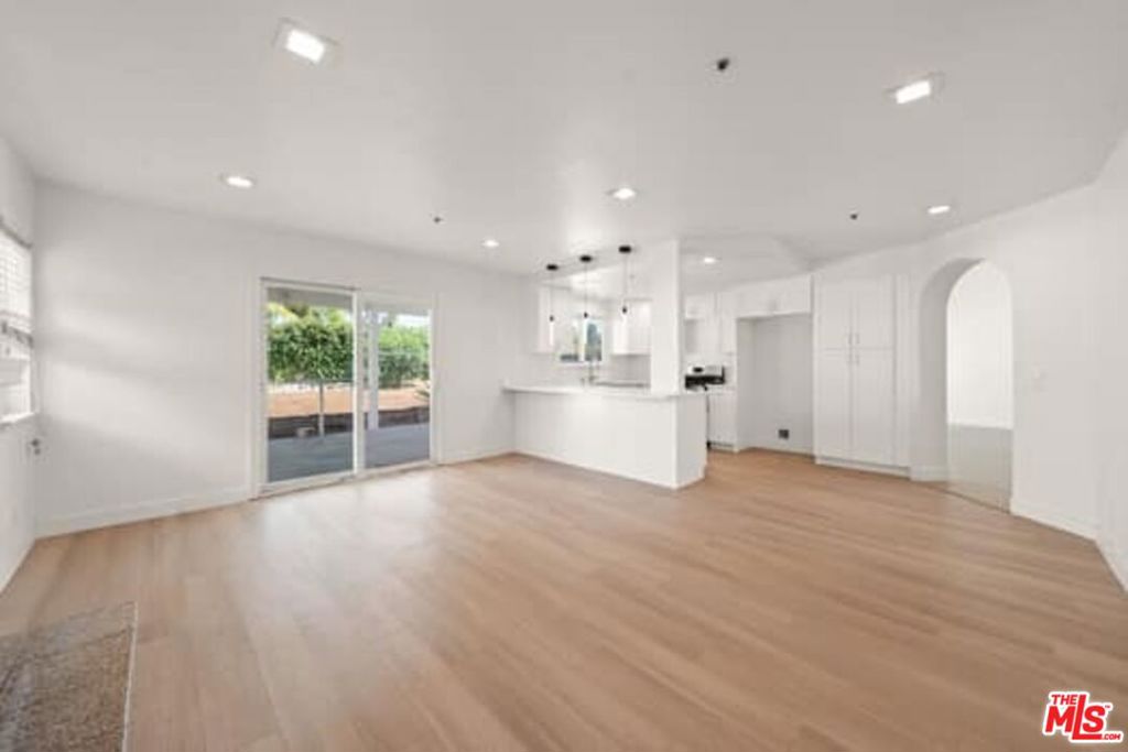14034 Badger Avenue
