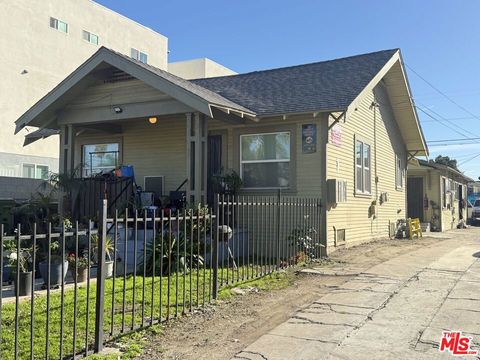 528 W 75th Street Los Angeles CA 90044