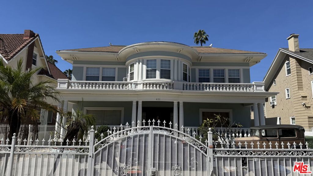 451 S Serrano Avenue