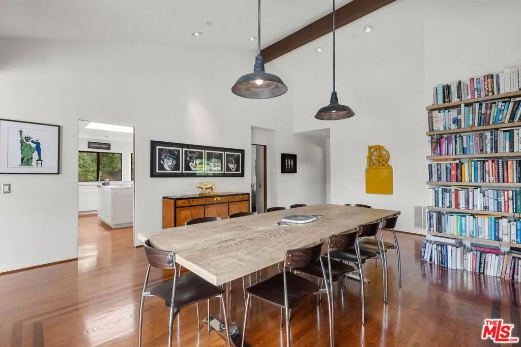 Goleta, California 93117, United States, 5 Bedrooms Bedrooms, ,5 BathroomsBathrooms,Residential,Active,176450