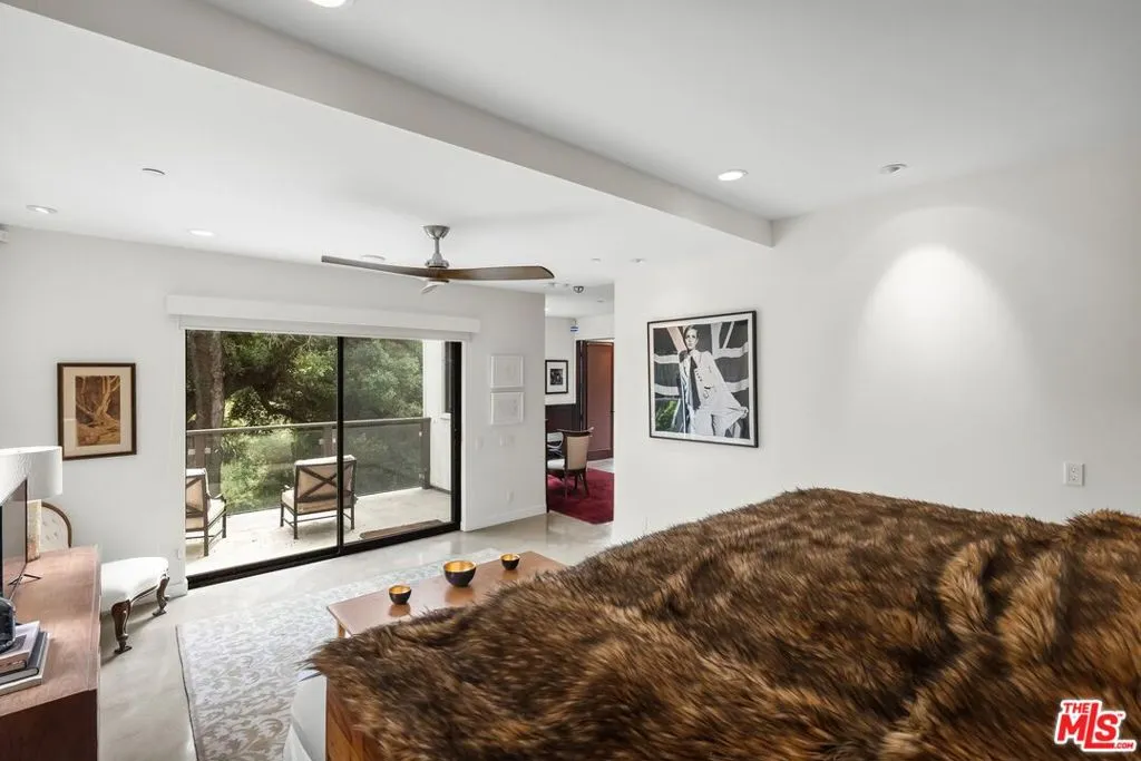 Goleta, California 93117, United States, 5 Bedrooms Bedrooms, ,5 BathroomsBathrooms,Residential,Active,176450