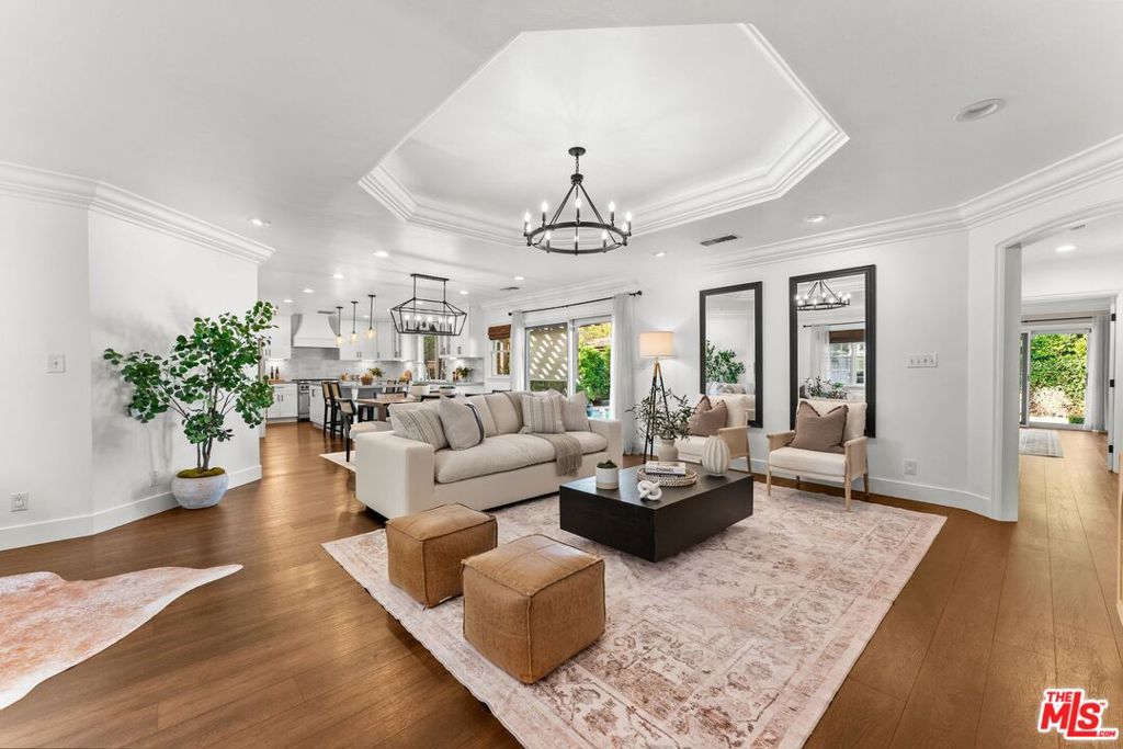 5525 Cantaloupe Avenue