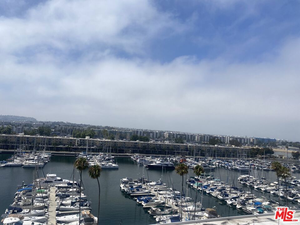 4335 Marina City Drive 1138