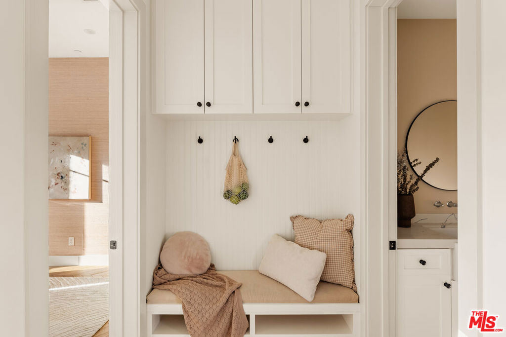 4448 Camellia Avenue