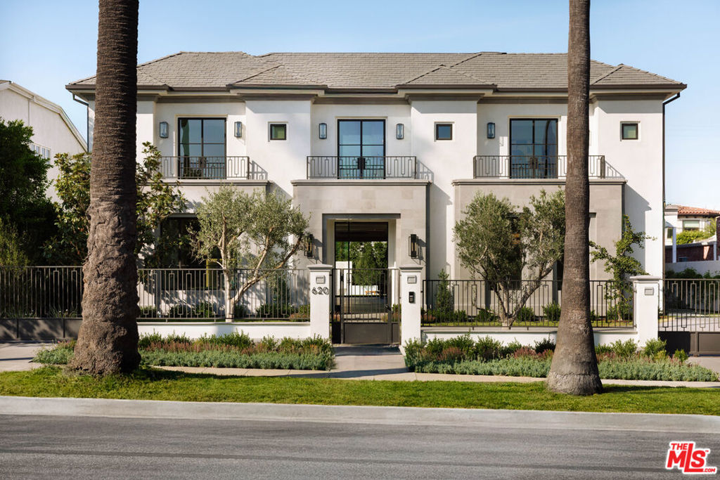 Properties 1 620 N Bedford Drive
