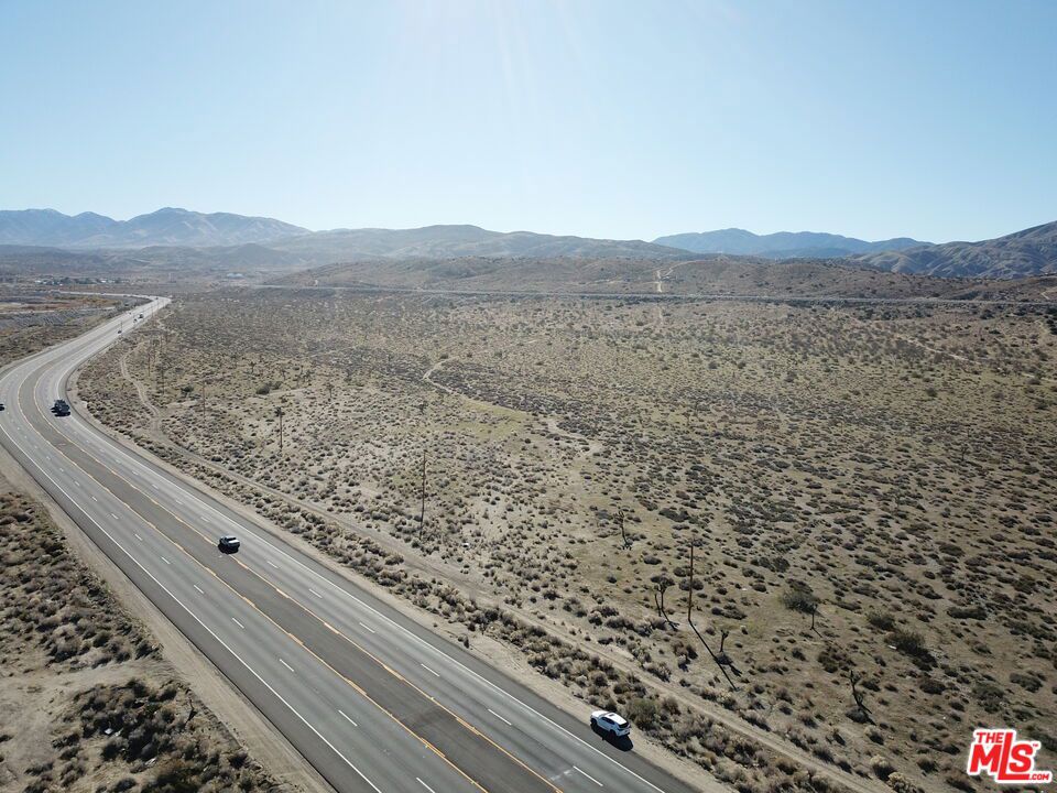 6298 Pearblossom Highway