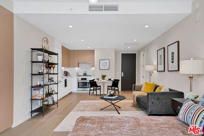 877 Francisco Street 615