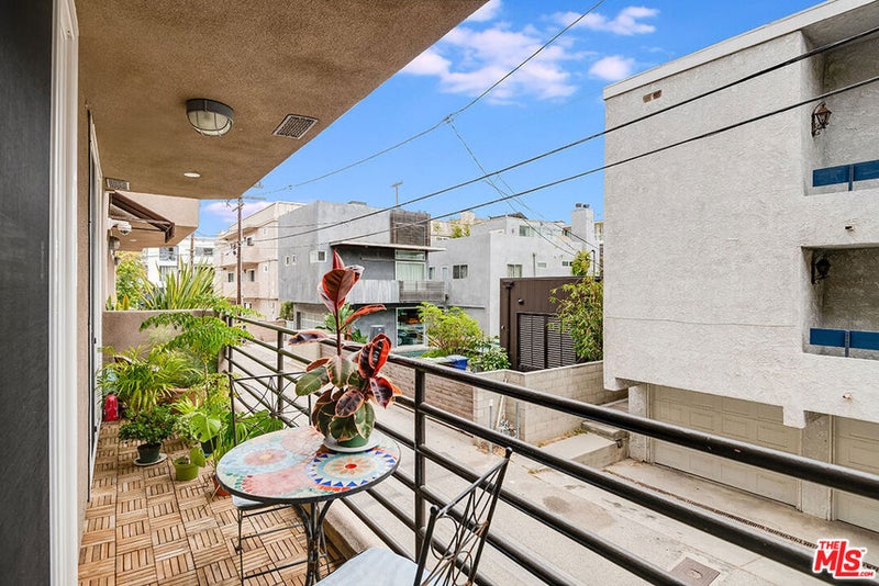 20 Catamaran Street 104