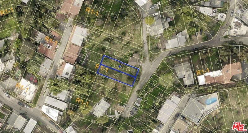 6907 Cahuenga Park Trail
