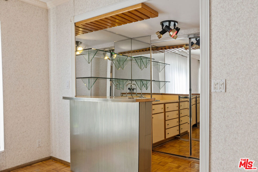 7300 Franklin Avenue 447