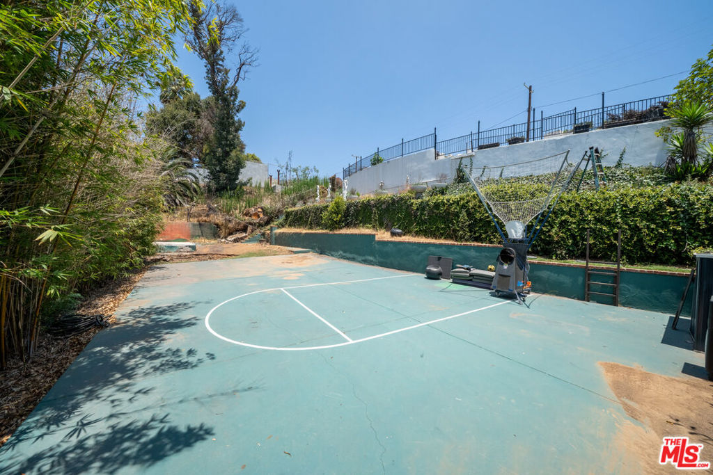 747 Radcliffe Avenue