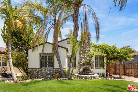 4940 Arcola Avenue North Hollywood CA 91601