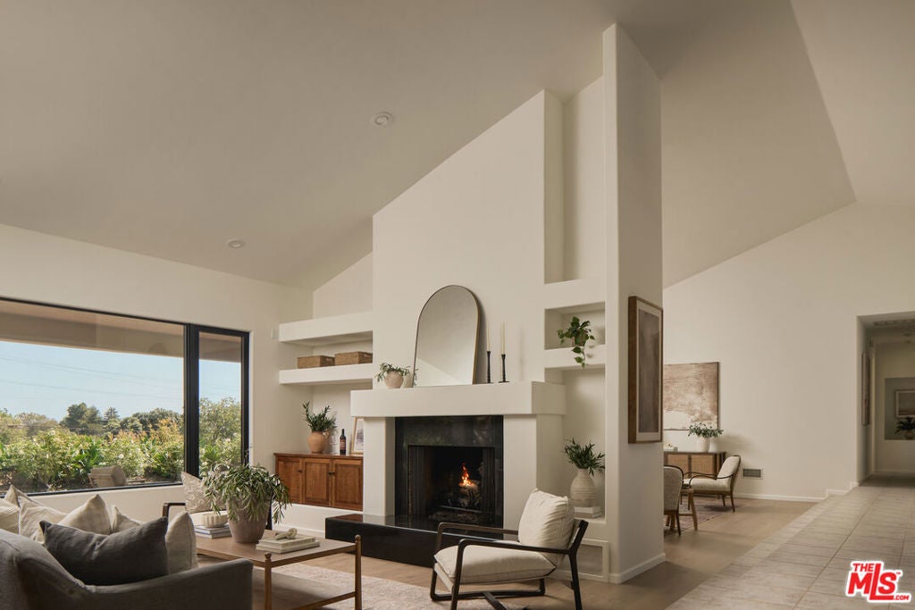 3236 Braemar Drive