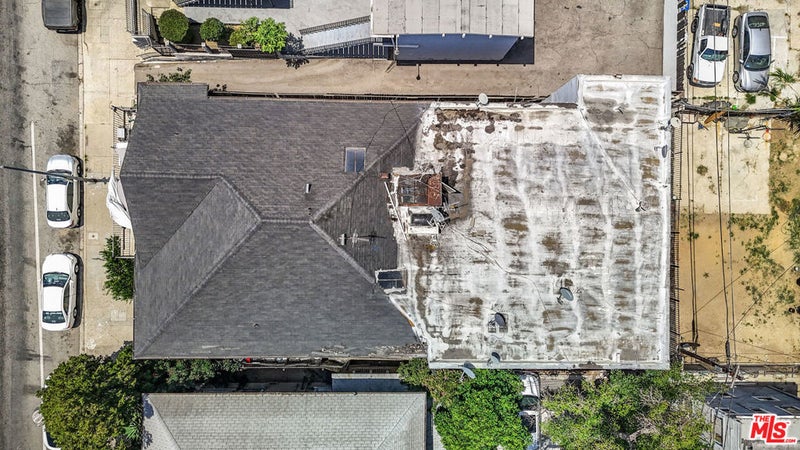 1247 W 8th Street