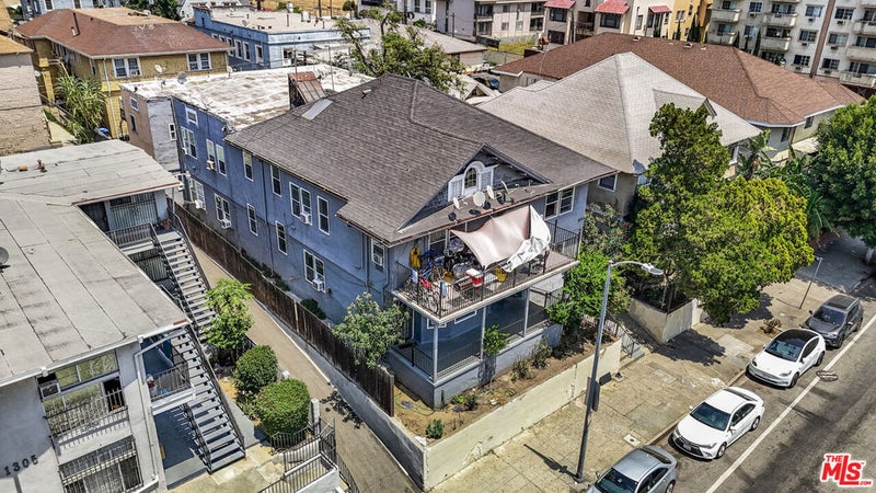 1247 W 8th Street