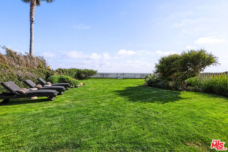 30810 Broad Beach Road
