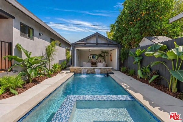 1556 LA BAIG AVE, LOS ANGELES, CA 90028 - Image ab989d7d8302ea6527d9f8db1db68db2/4144242836
