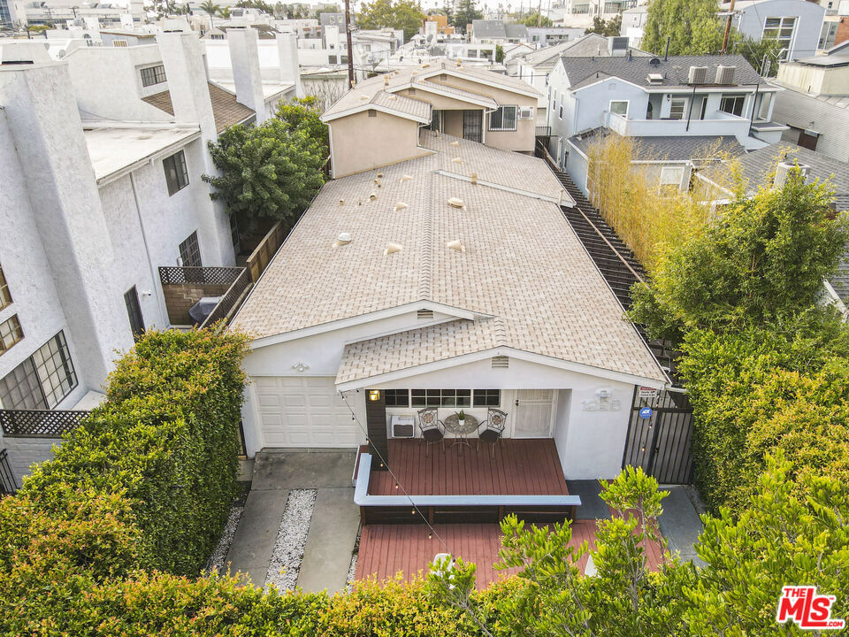 Properties 1 1226 Chelsea Ave 1