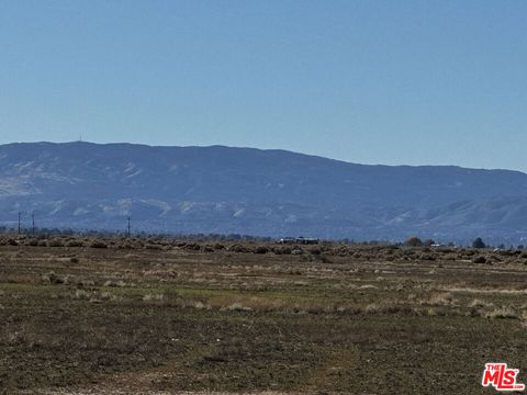 53 Street E Vac/vic E Avenue E3/53 Redman CA 93535