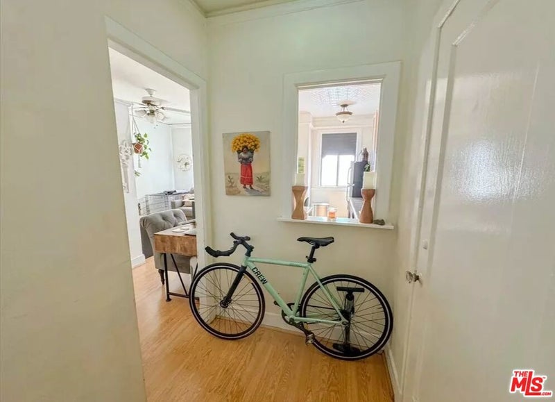 315 W 3rd Street 203