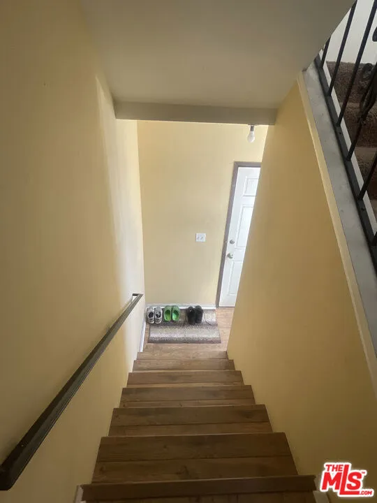 Gardena, California 90247, United States, 2 Bedrooms Bedrooms, ,3 BathroomsBathrooms,Residential,Active,130201