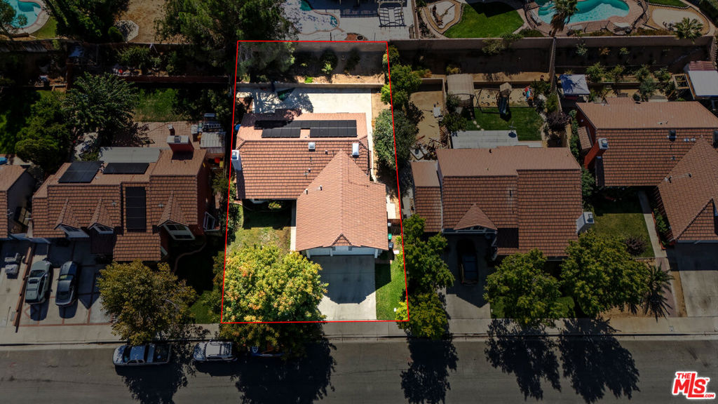 2048 E Avenue R10