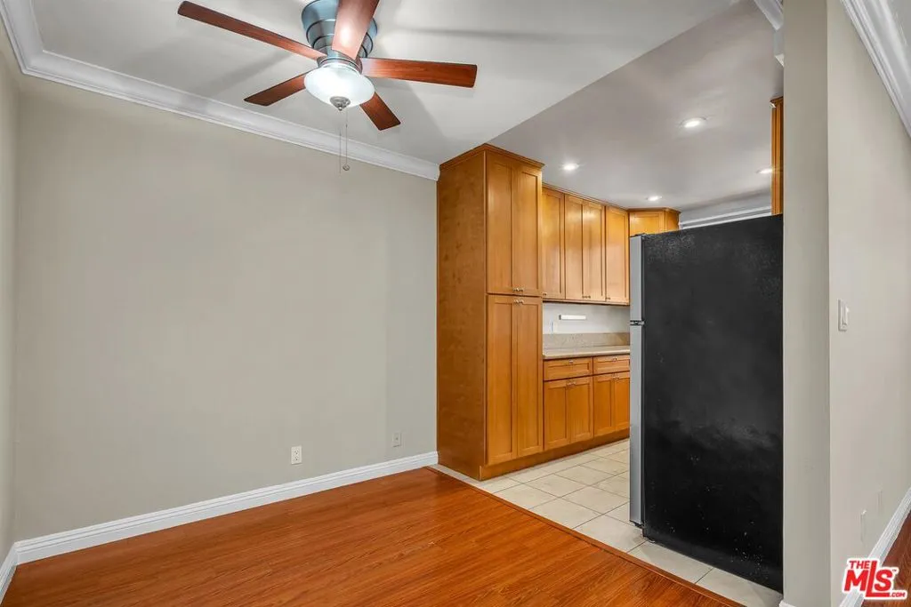 Los Angeles, California 90035, United States, 1 Bedroom Bedrooms, ,1 BathroomBathrooms,Residential,Active,121326