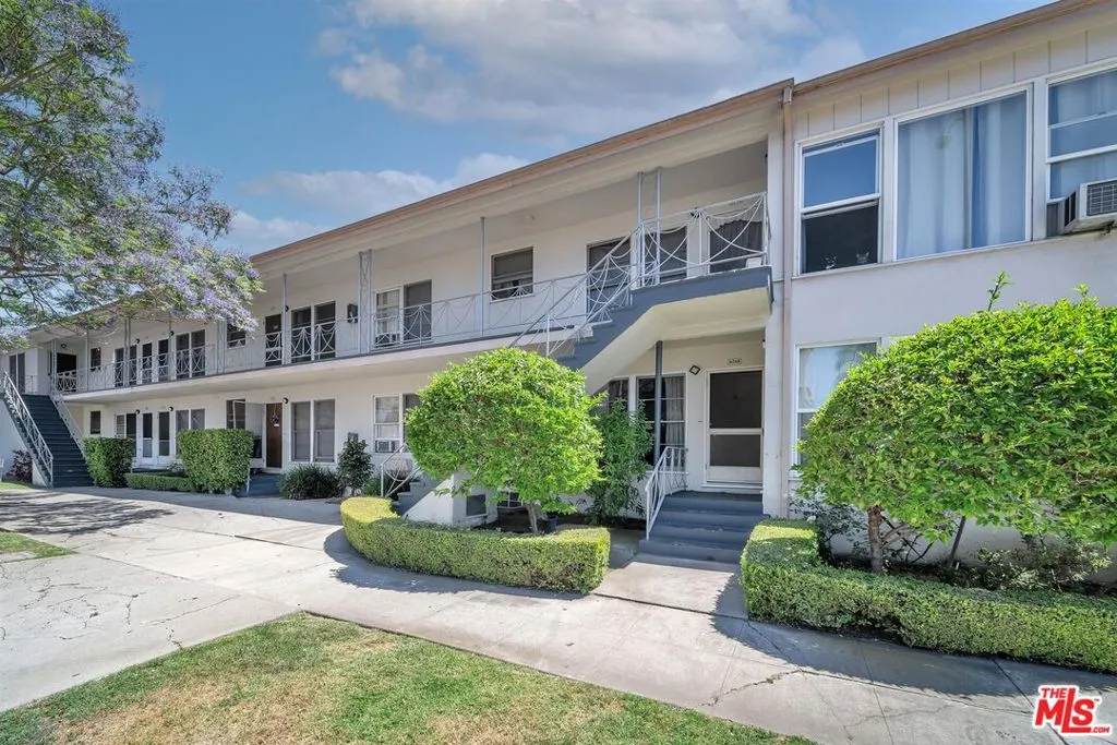 Los Angeles, California 90035, United States, 1 Bedroom Bedrooms, ,1 BathroomBathrooms,Residential,Active,121326