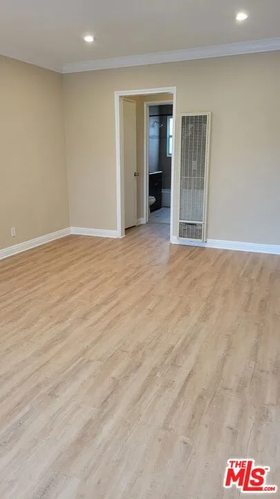 Los Angeles, California 90035, United States, 1 Bedroom Bedrooms, ,1 BathroomBathrooms,Residential,Active,121326