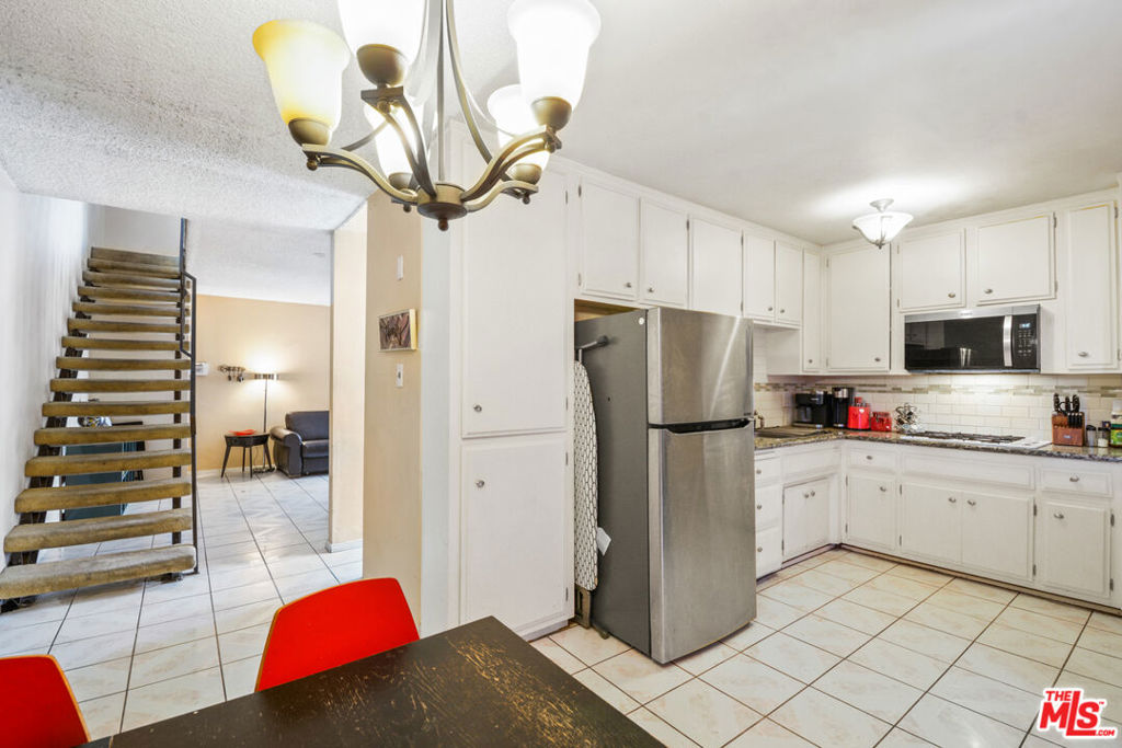 66 W 49th Street