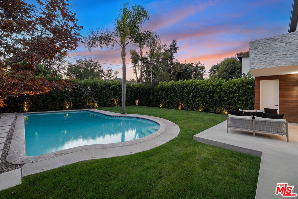 Properties 1 2631 Castle Heights Place