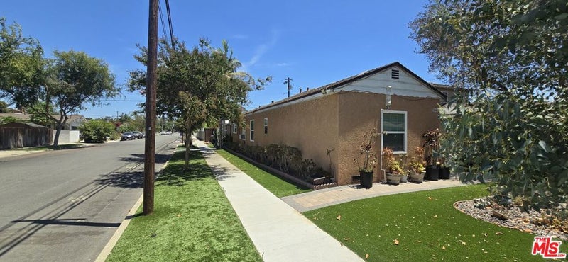 2690 Oregon Avenue