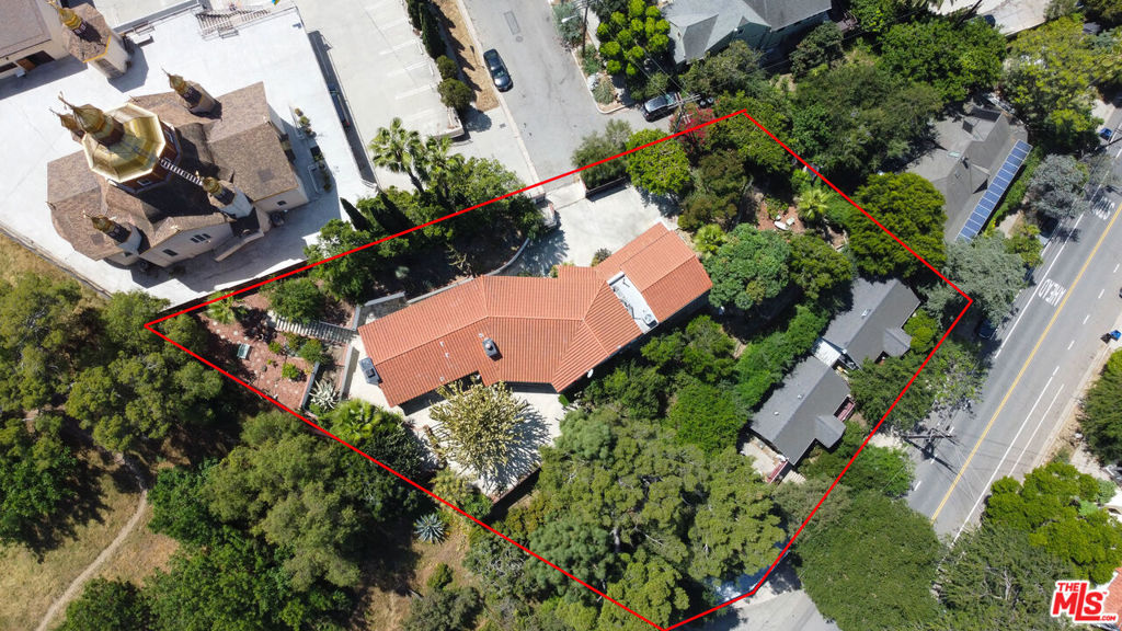 1458 Sutherland Street