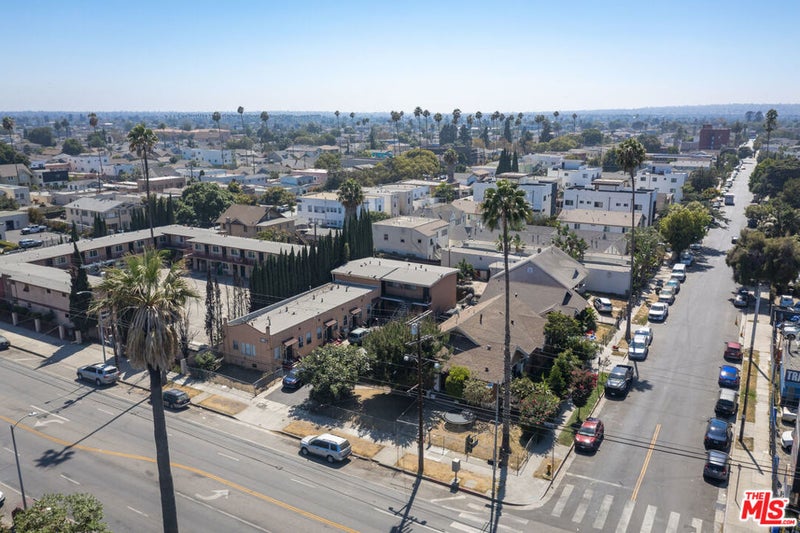 4709 S Figueroa Street