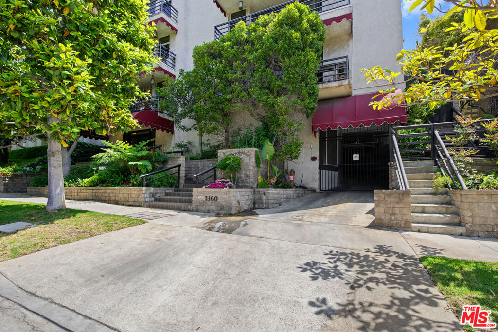 1360 S. Beverly Glen