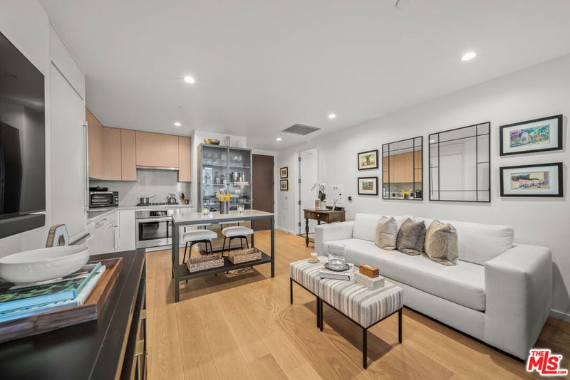 877 Francisco Street #1715