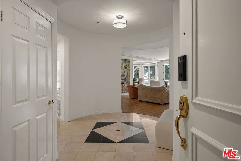 121 N Almont Drive 201